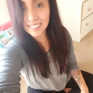 Meet your Posher, Yesenia